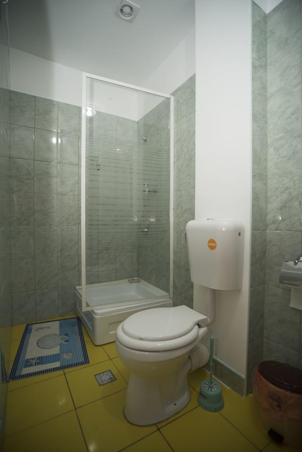 Hostel Ruxandra Фокшаны Экстерьер фото